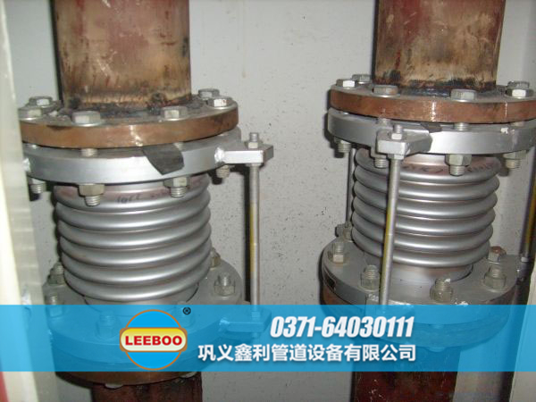 重慶市萬盛區(qū)不銹鋼<a href=http://www.aymor.cn target=_blank class=infotextkey>補償器</a>安裝圖
